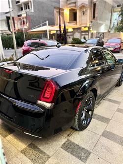 كرايسلر 300
